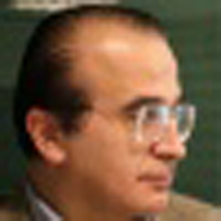 Yazar Fotoğrafı